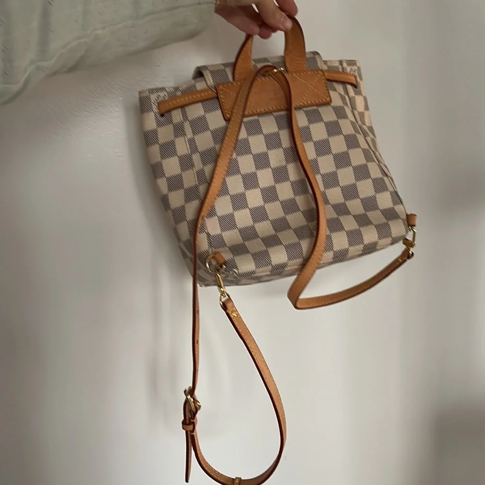 Louis Vuitton backpack - Picture 3 of 7